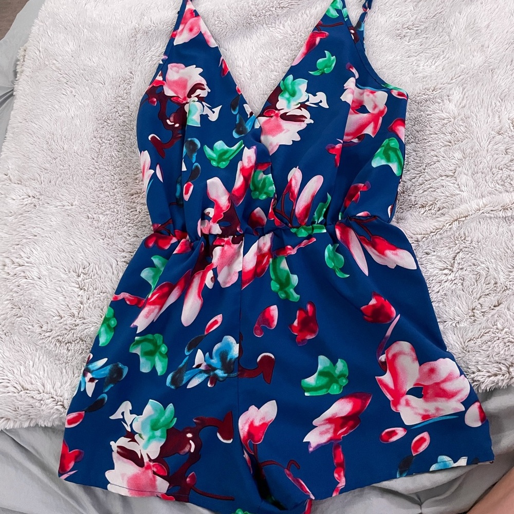 Romper - Picture 3 of 5